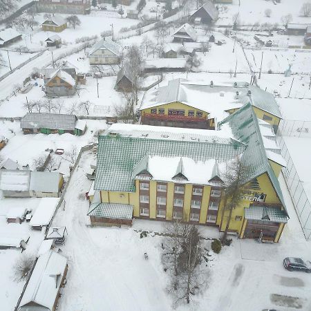 Ялинка Готель Vyshkiv Luaran gambar